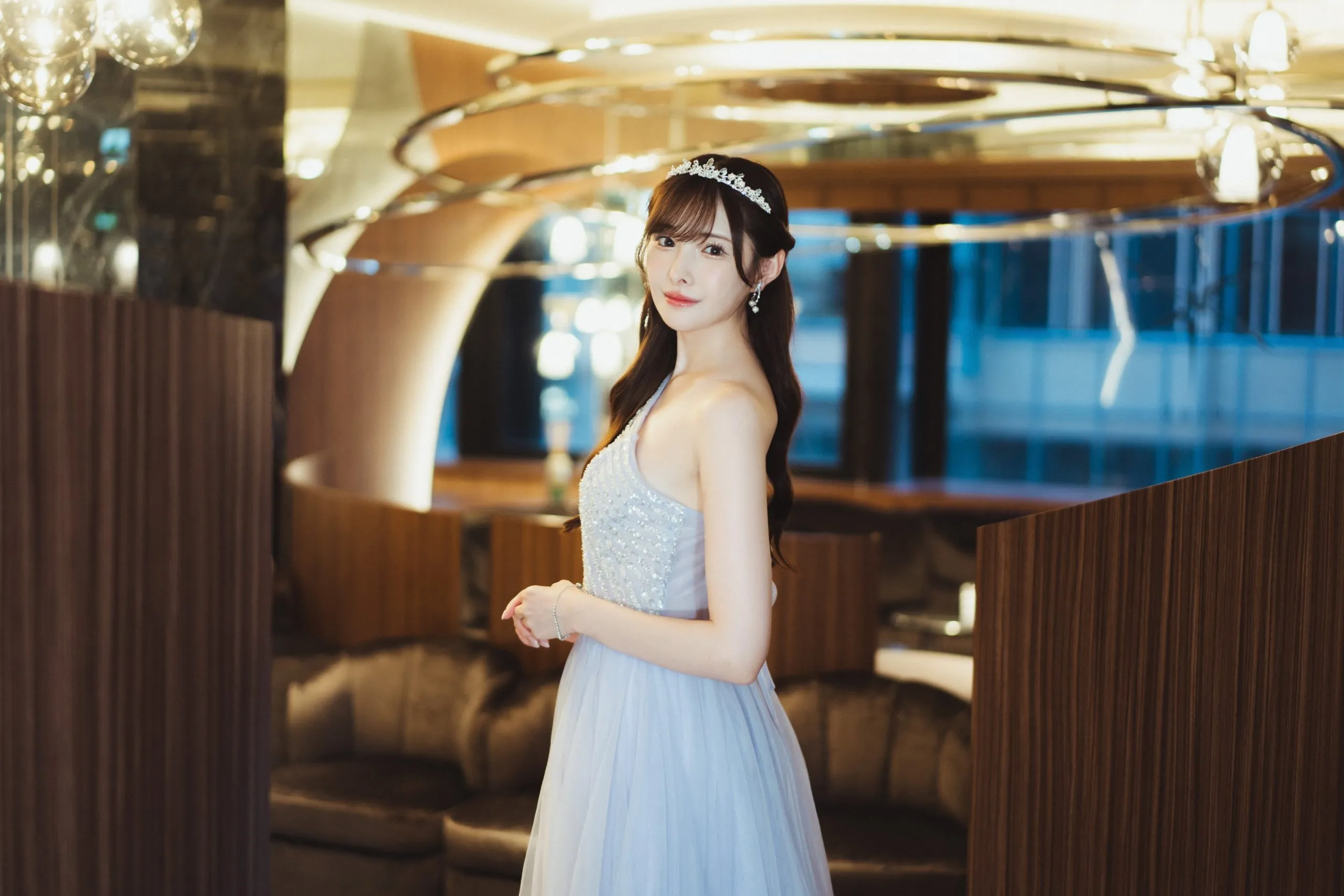 确定承接“M社”大旗！石川澪 连续三年豪夺“MOODYZ忘年会”最高赏，令 新有菜 暖心直言：我会永远支持妳