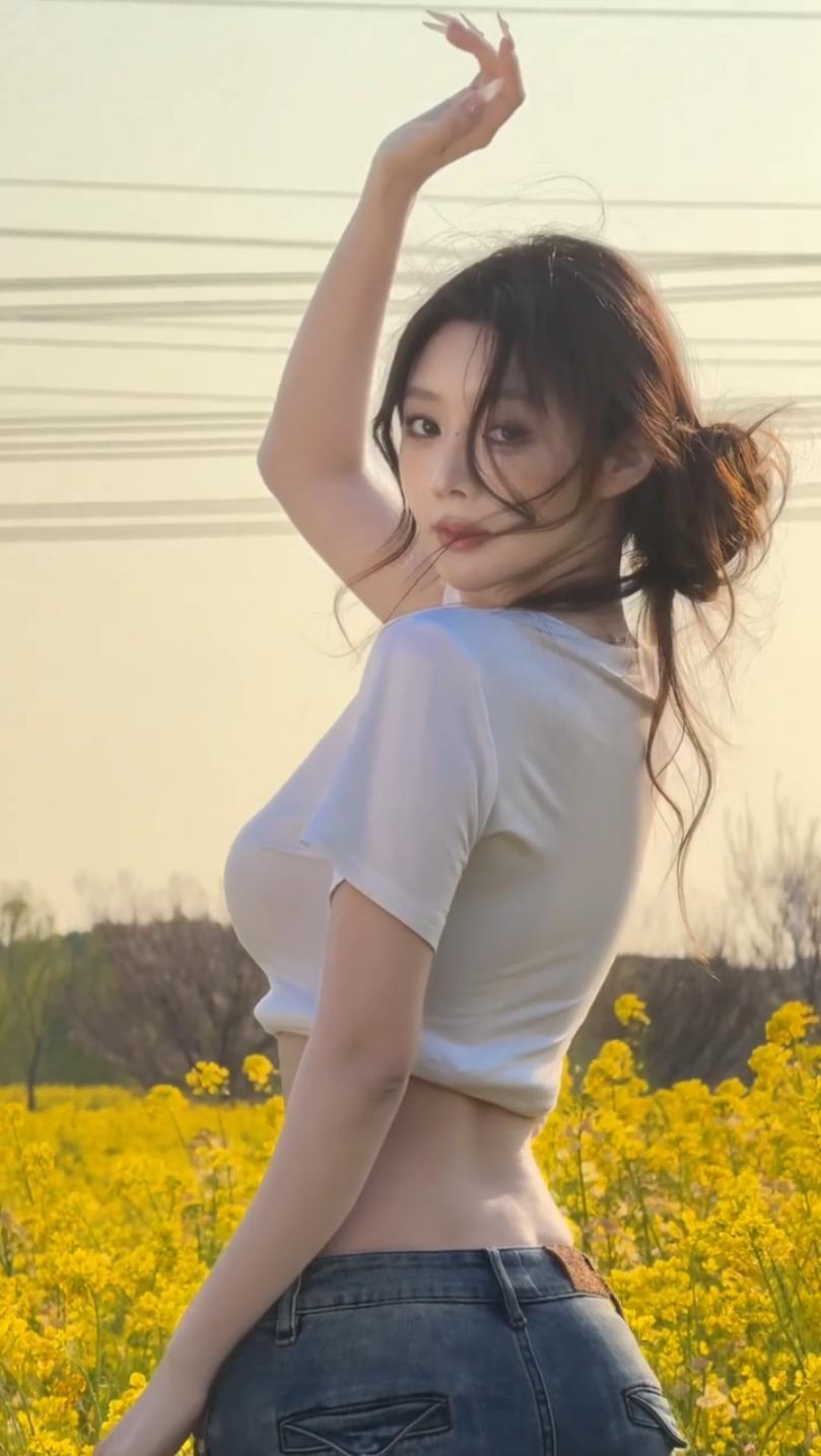 4373000b3d446fc76fcbd338a13c09e1-1