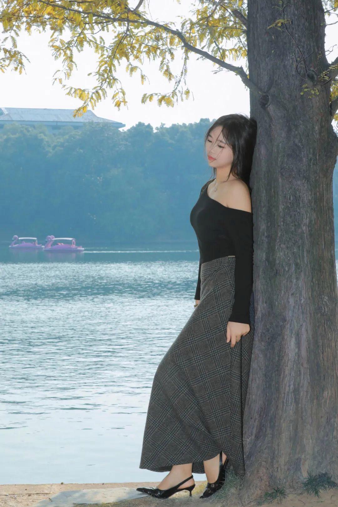 53c20aa942954d1809e7d77c0525511e 53c20aa942954d1809e7d77c0525511e