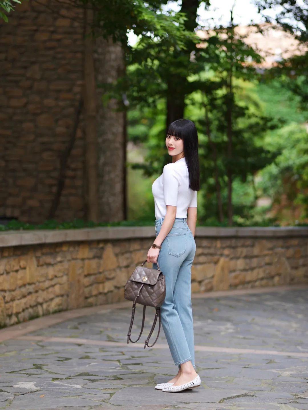 6a0b1821cf3d6c51172a42182387cbe5 6a0b1821cf3d6c51172a42182387cbe5