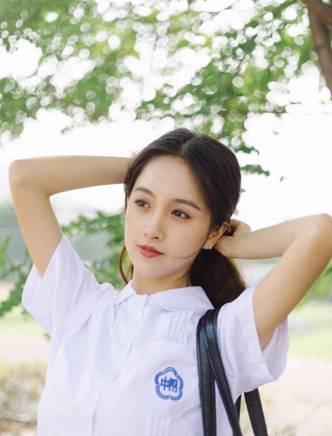 85f2dde5be3a89ff8dd36dd62740e6b4