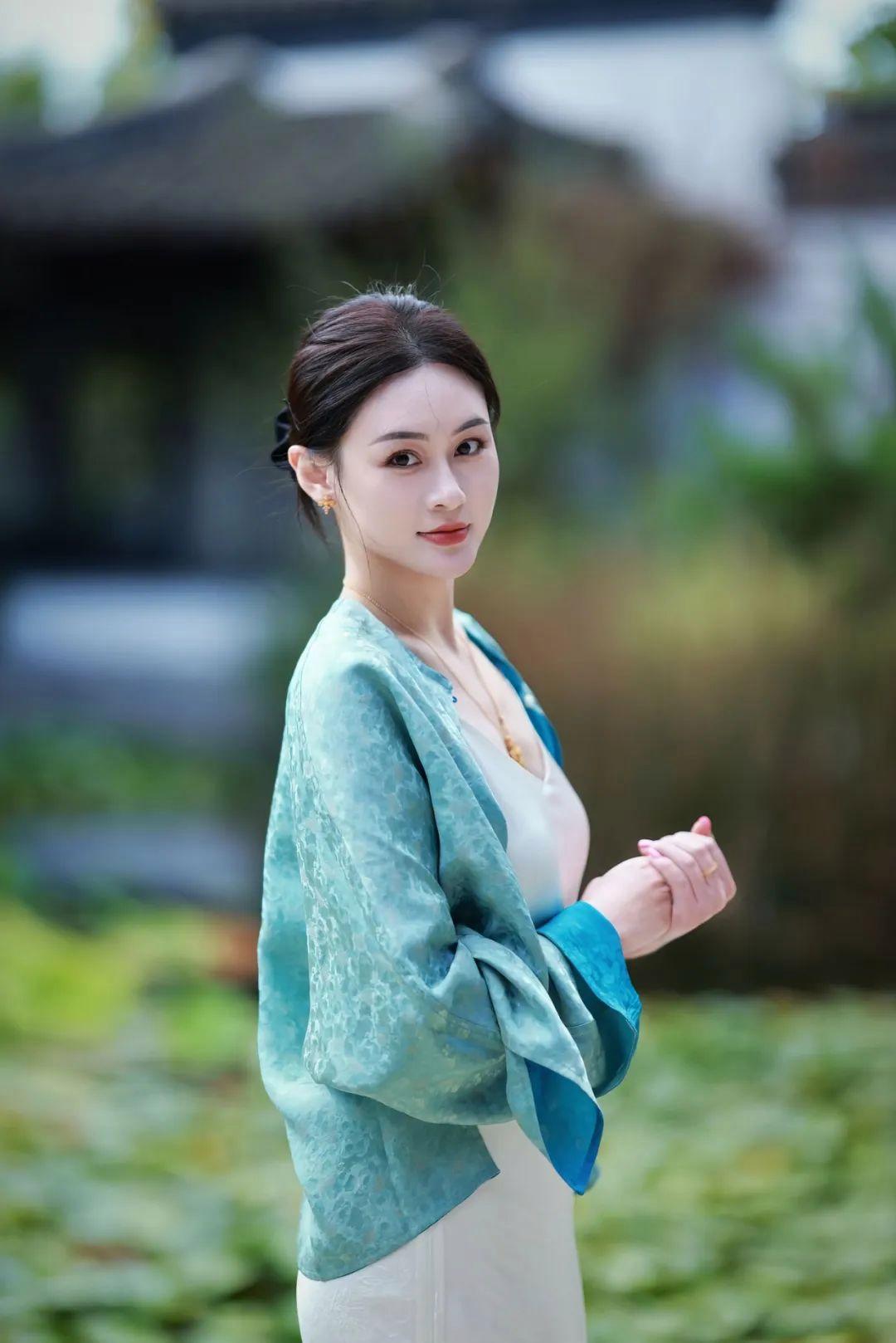 adcfd80e90df8b265394621f32dc1818 adcfd80e90df8b265394621f32dc1818