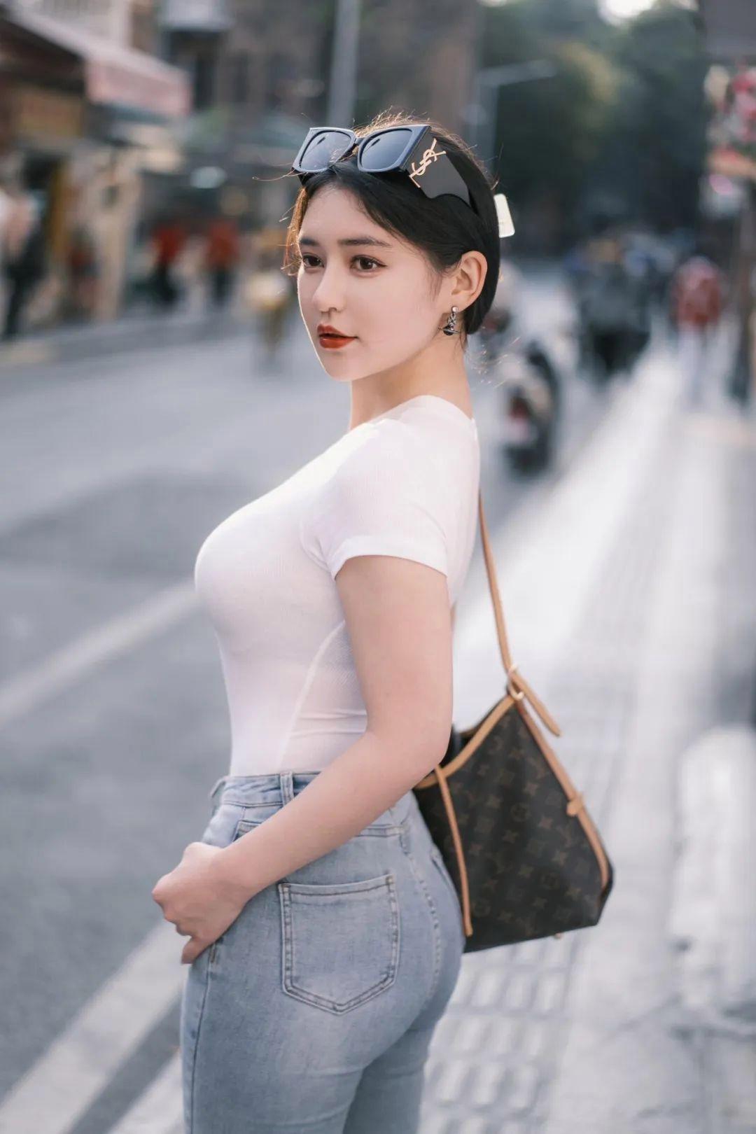 bdcf55ef1d570da40cf0d04784c92d79