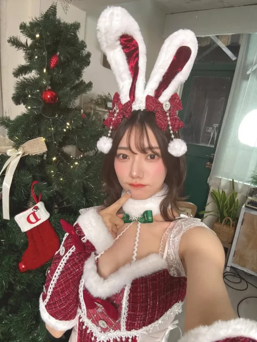 一同度过“温暖圣诞”!特搜“五位”人气要角的佳节打扮,不论搭配 “圣诞帽”、”圣诞披风” 都超级好看