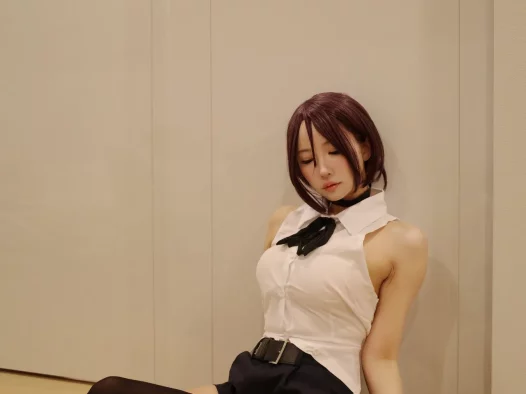 2025 “万圣节装扮” 特搜！三上悠亚 精彩化身《链锯人》蕾洁，“挚友组合”更展现 “超可爱” 模仿照片