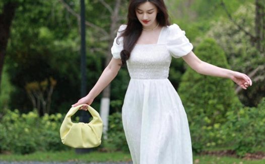 穿裙子拍照，一些拍照技巧，拍照温柔优雅，气质漂亮