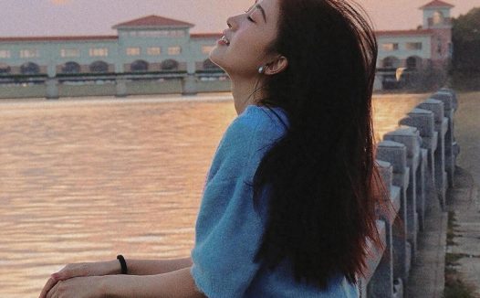 栏杆拍照，8个小技巧，栏杆拍照自然又好看